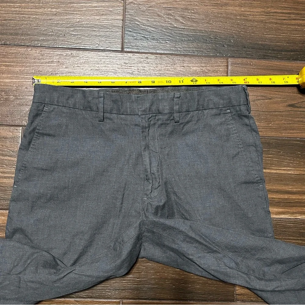 32x30‎ J Crew Men’s Dress Pants Classic Fit Gray tag states 32x32 Straight